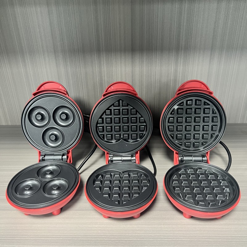 Donut Making Machine - Multi Functional Mini Heart-shaped Waffle Maker