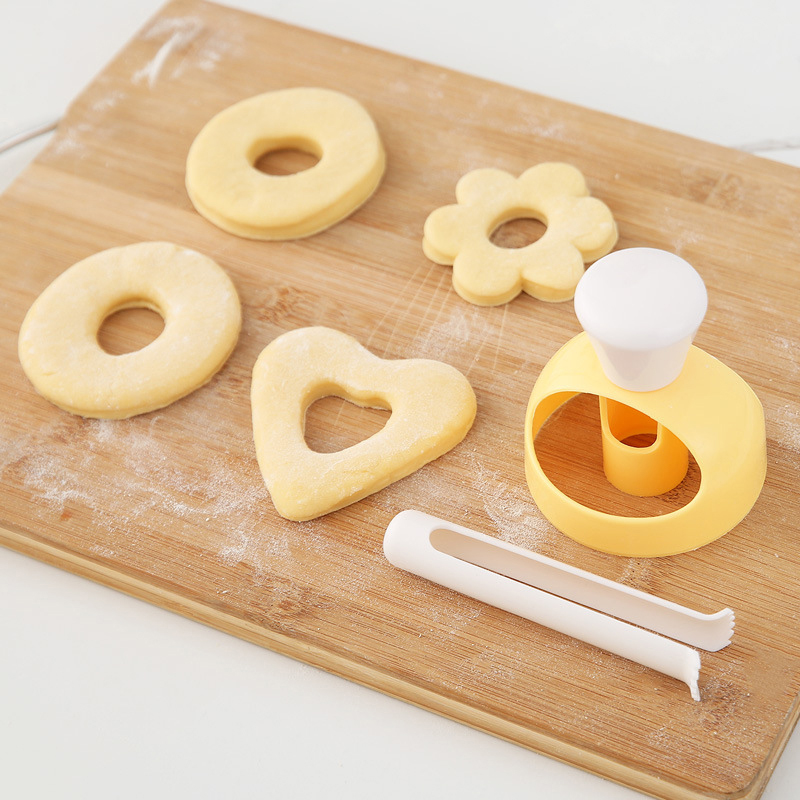 Donut Cake Mold DIY Creative D - Donut Making Machine 评论和价格