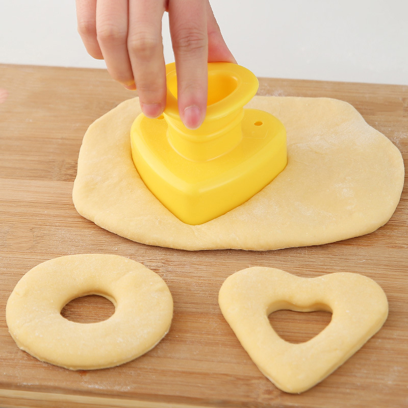 Donut Cake Mold DIY Creative D - Donut Making Machine 评论和价格